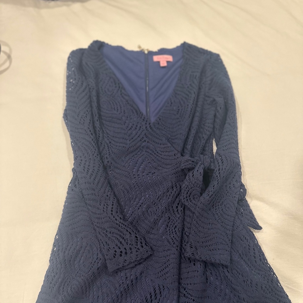 Lilly Pulitzer tiki wrap romper in navy Size XS